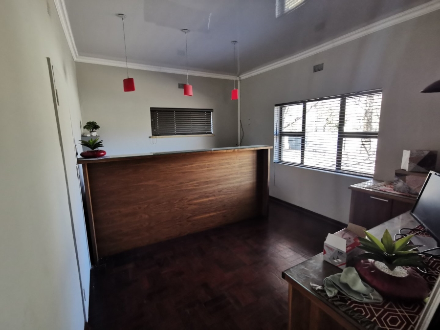 To Let  Bedroom Property for Rent in Wilkoppies North West